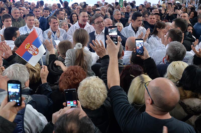 Predsednik Srbije i lider Srpske napredne stranke Aleksandar Vucic na predizbornom mitingu liste "Aleksandar Vucic - zato sto volimo Srbiju", u Zelezniku.