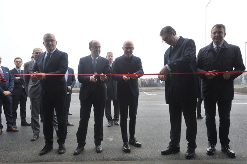 Predsednik Srbije Aleksandar Vucic na otvaranju fabrike u Kuli.