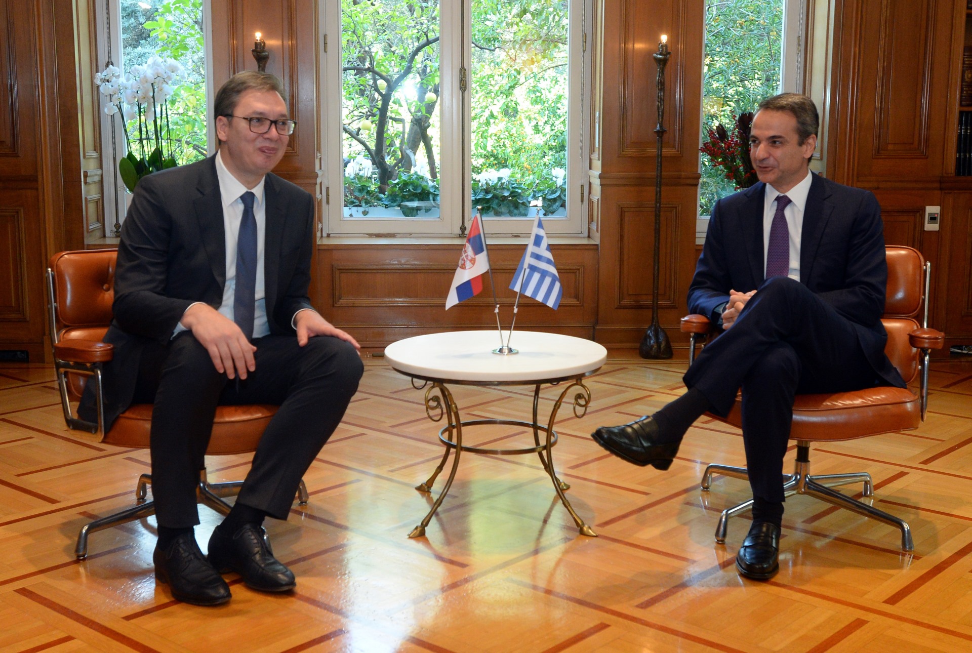 Predsednik Srbije Aleksandar Vucic sa grčkim premijerom Kirijakosom Micotakisom 2