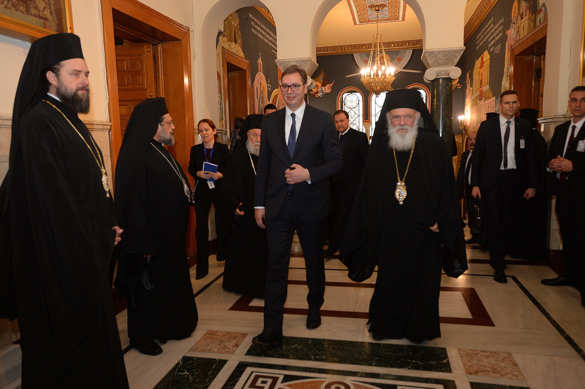 Vucic razgovarao je danas, tokom zvanicne posete Atini, sa arhiepiskopom atinskim i sve Grcke, poglavarom Grcke pravoslavne crkve Jeronimom Drugim