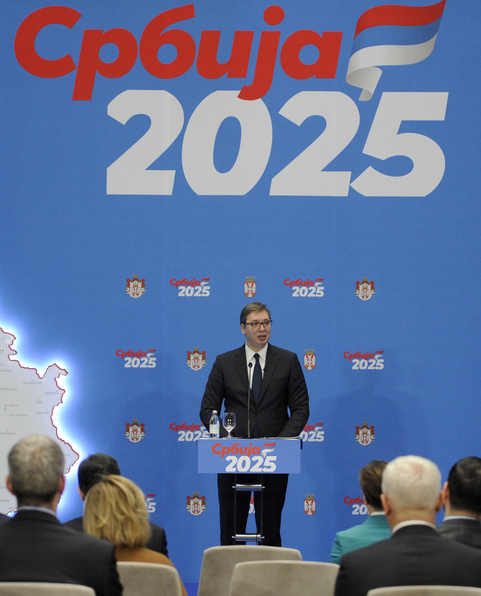 Вучић Србија 2025 0006