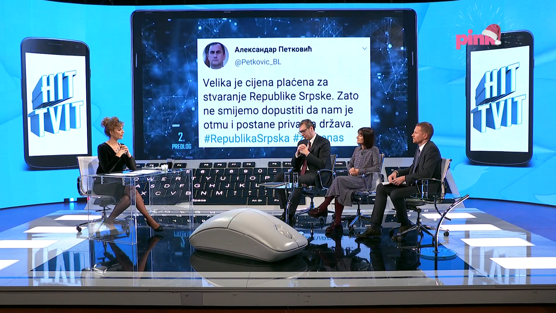 Predsednik Srbije Aleksandar Vucic u emisiji Hit tvit.