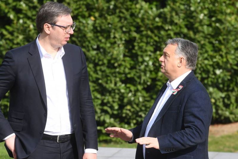 Predsednik Srbije Aleksandar Vucic se sastao sa Orbanom