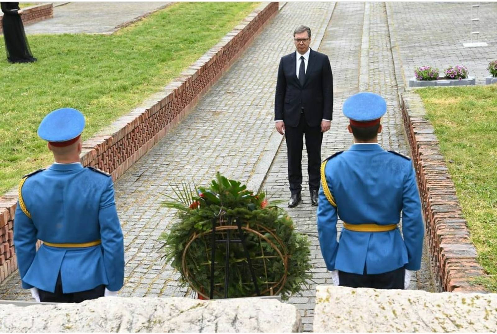 Predsednik Srbije Aleksandar Vucic Nemamo pravo da zaboravimo
