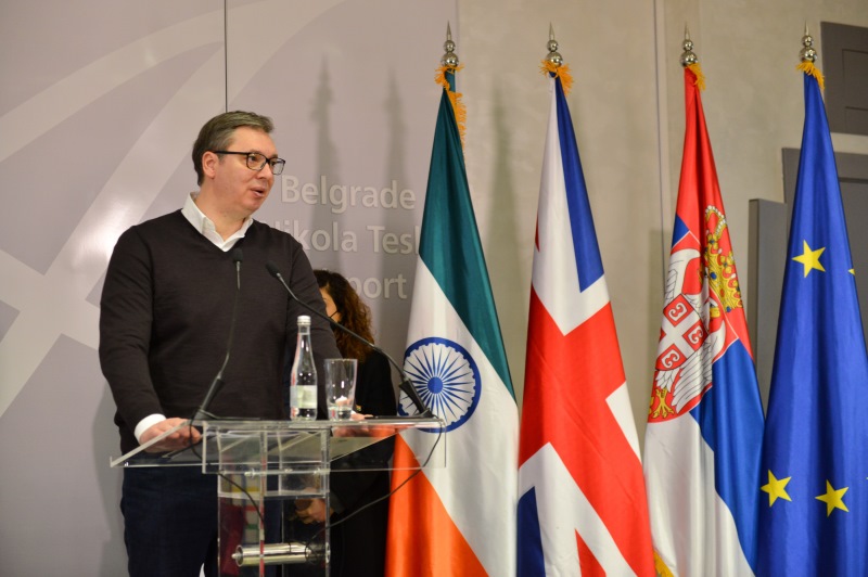 Predsednik Srbije Aleksandar Vucic Telekom nece vise biti dzak za udaranje zbog tajkunskih interesa