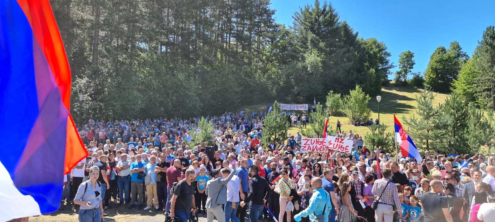 Predsednik Republike Srbije Aleksandar Vucic u obilasku Barbatovcu, gde je najavio novi pogon kompanije "Yumco".