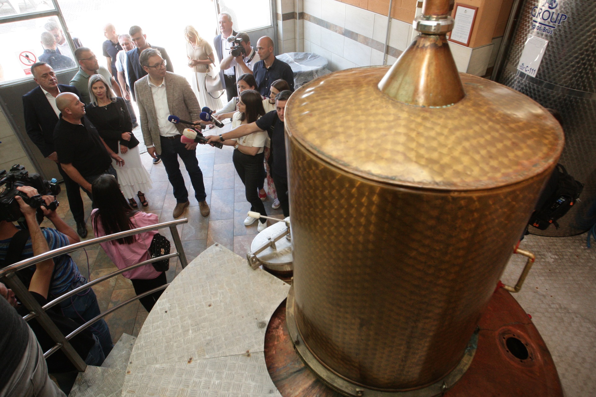 Вучић обишао дестилерију