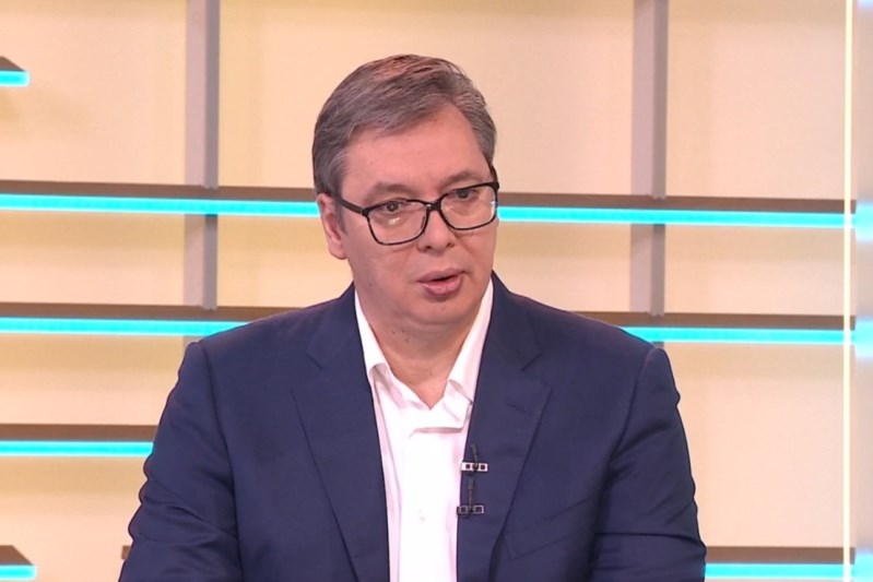 Председник Србије Александар Вучић оценио је данас да је добро да је Влада Црне Горе променила своју одлуку у вези устоличења митрополита црногорско-приморског Јоаникија и честитао црногорском премијеру Здравку Kривокапићу што је држава показала да има инструменте да може да спроведе што је намеравала.