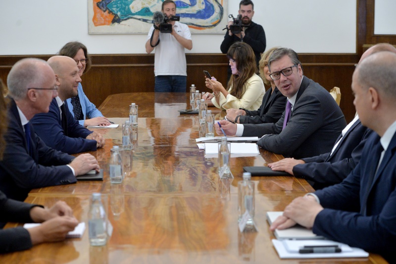 Председник Србије Александар Вучић се састао данас са Мануелом Сарацином.