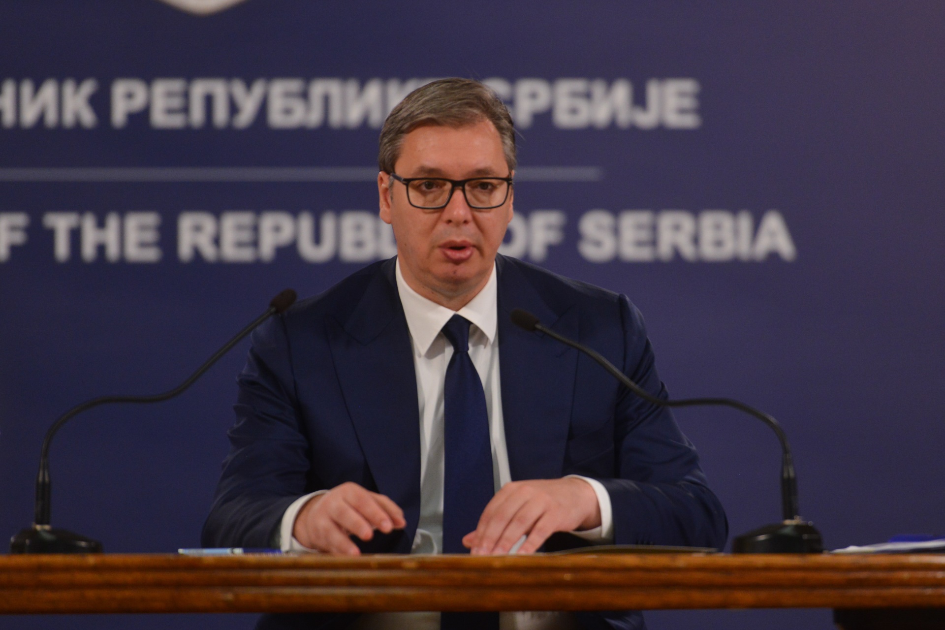 Председник Републике Србије Александар Вучић рекао је да очекује да ће успешно бити завршени разговори са радницима Фијата.
