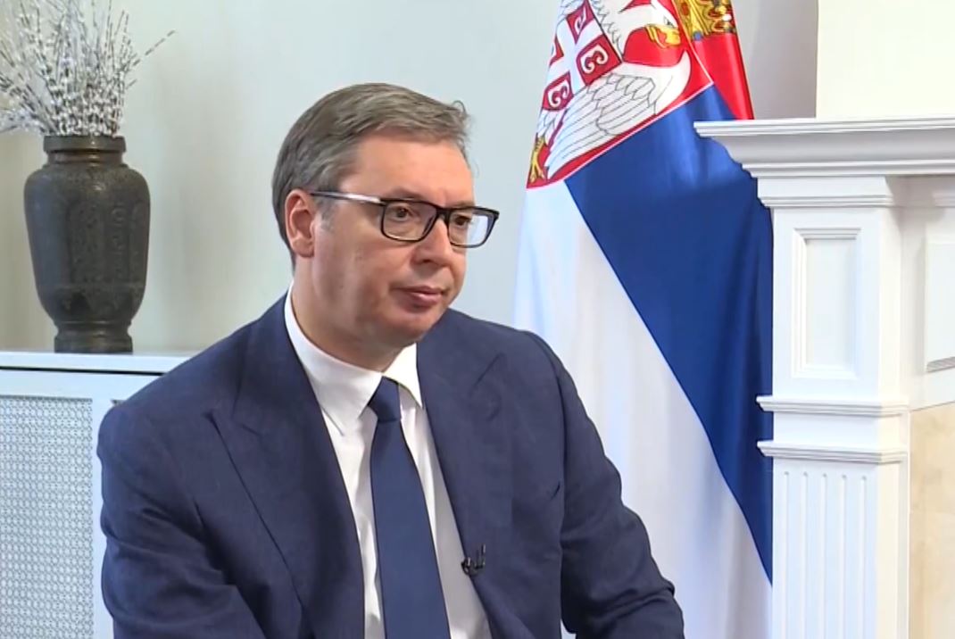Председник Републике Србије Александар Вучић рекао је данас из Њујорка да ће бити напорно али да верује да ће моћи много ствари да се уради и да се решавају најважнија питања за Србију.