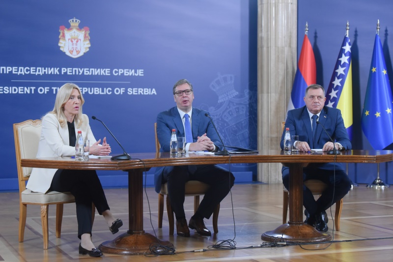 Predsednik Srbije Aleksandar Vucic Republika Srpska u Srbiji uvek ima oslonac i pomoć