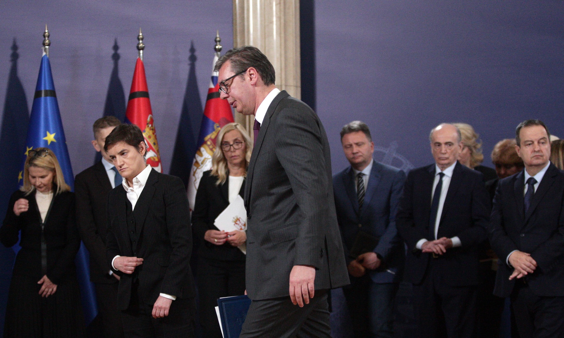 Председник Републике Србије Александар Вучић изјавио је да ће након трагедије у Младеновцу, бити донете мере по хитном поступку, а једна од њих је пооштравање услова за поседовање оружја.