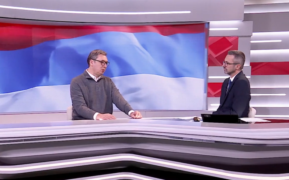 Председник Републике Србије Александар Вучић рекао је да је добро да се у 31 од 34 поглавља види напредак и да је важно да Србија иде напред на европском путу, али да у исто време сачува своје националне интересе.