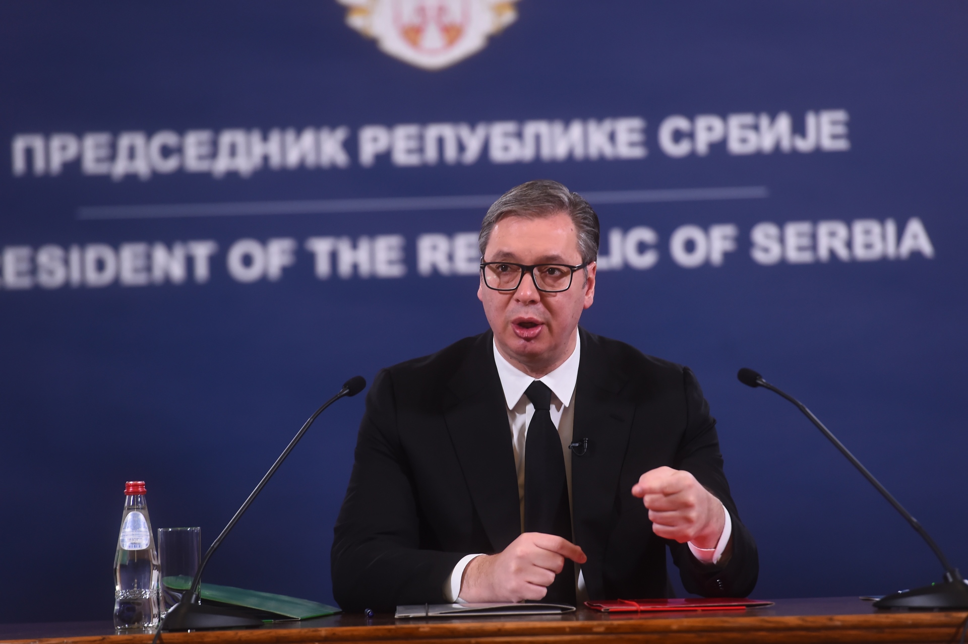 Председник Републике Србије Александар Вучић изјавио је да је посебно поносан на чињеницу што су од ребаланса буџета приходи већи за 300 милиона.