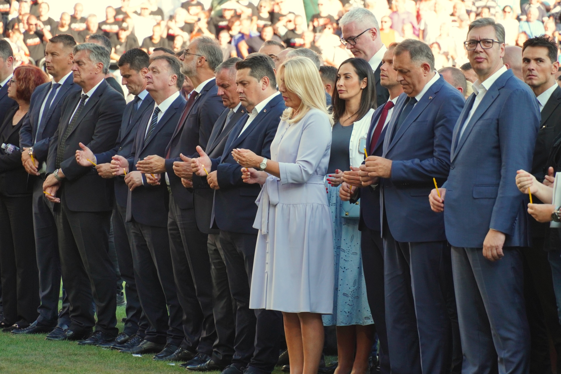 Председник Републике Србије Александар Вучић изјавио је у Лозници на обележавању Дана сећања на све страдале и прогнане у оружаној акцији "Олуја" да се већ десет година 3. или 4. августа обележава та велика трагедија и да је за то време Република Србија успела целом свету да каже шта о томе мисли и осећа.