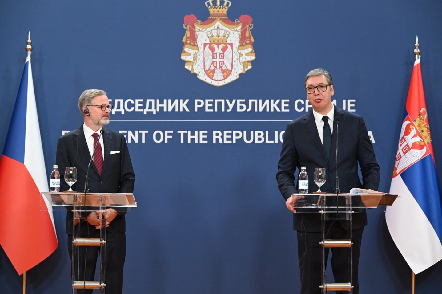 Председник Републике Србије Александар Вучић изјавио је, после састанка са премијером Чешке Петром Фијалом који борави у званичној посети Србији, да две земље имају изузетно добре односе и да постоји изразита блискост српског и чешког народа, као и да је готово удесетостручена трговинска размена у претходних 12 година.