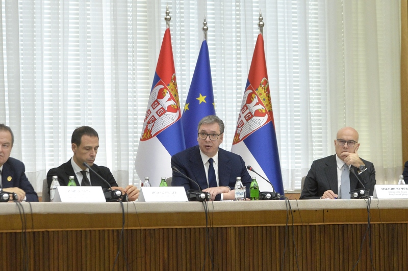 Predsednik Srbije Aleksandar Vucic Naš narod na KiM vodi tešku borbu za opstanak