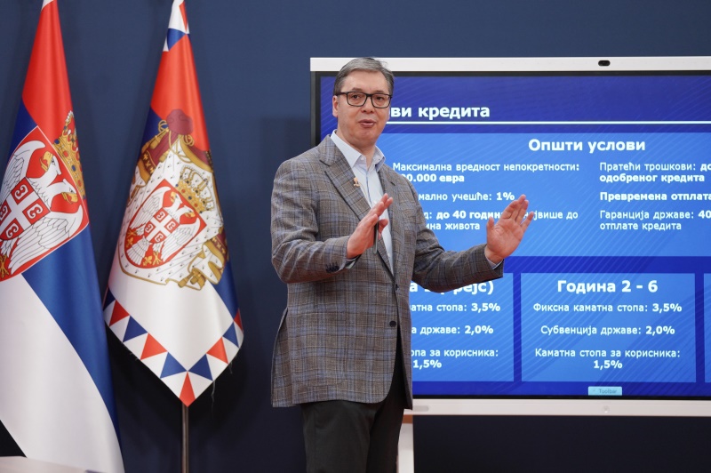 Predsednik Srbije Aleksandar Vucic Program za mlade od suštinskog značaja za budućnost Srbije