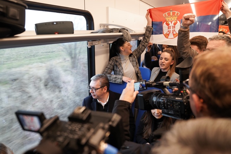 Predsednik Srbije Aleksandar Vucic Vreme je da narod kaže kakav put u budućnost želi
