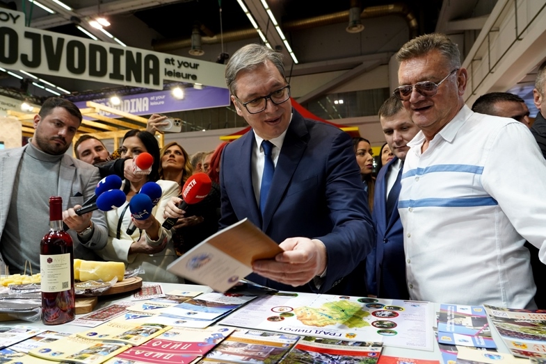 Predsednik Srbije Aleksandar Vucic Nikada nerad nije pobedio rad