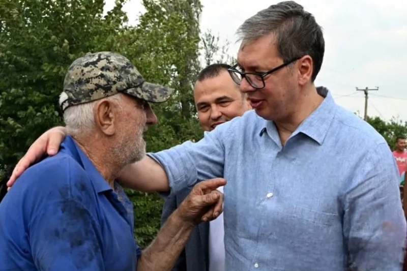 Predsednik Srbije Aleksandar Vucic Srbija je uvek uz svoje gradjane