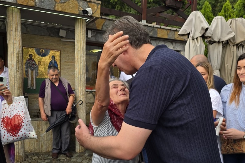 Predsednik Srbije Aleksandar Vucic Gradjani će od Beograda do Tumana stizati još brze