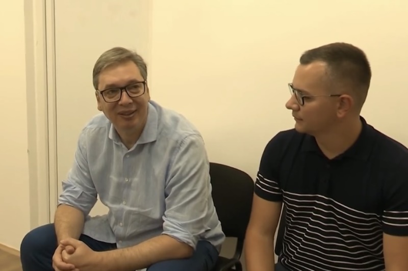 Predsednik Srbije Aleksandar Vucic U nedelju predstavljamo mere za pomoc gradjanima