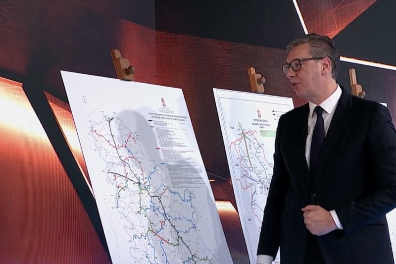Predsednik Srbije Aleksandar Vucic Uprkos svim napadima Srbija ide napred