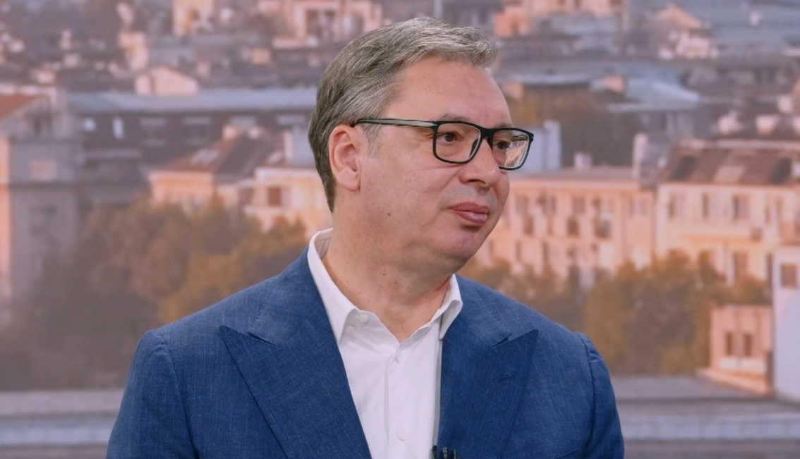 Председник Србије Александар Вучић изјавио је да је студент Богдан Јовичић, због којег су у четвртак били протести, ухапшен због тога што је примењивао најбруталније насиље према туђој имовини, уништавао и рушио нечије просторије и истакао да је у целој Србији на тим скуповима било свега 3.150 људи.