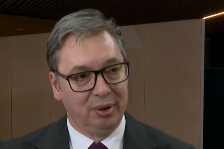 Predsednik Srbije Aleksandar Vucic gledamo kako da resimo svoje probleme