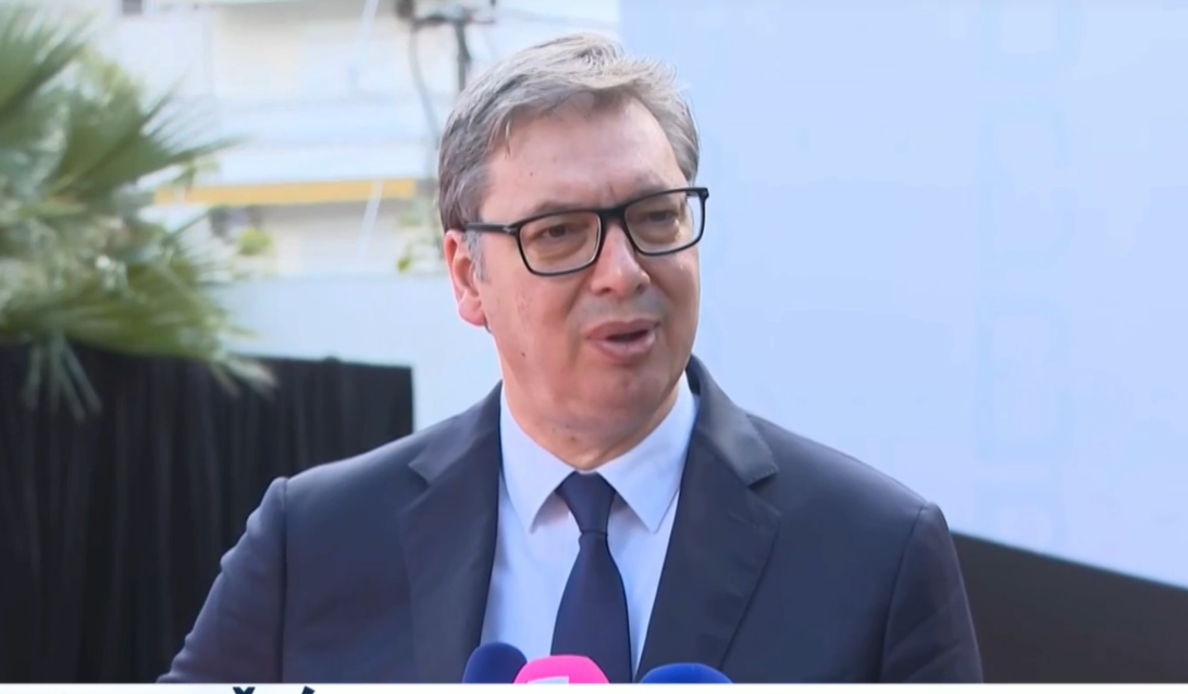 Председник Србије Александар Вучић изјавио је данас да је на пленарној седници у оквиру самита процеса Брдо-Бриони у Драчу установљено да је европски пут стратешки пут за регион и навео да је било несугласица између њега и председнице привремених приштинских институција Вјосе Османи.