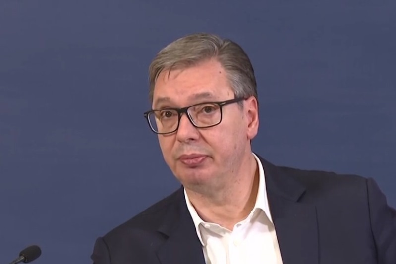 Predsednik Srbije Aleksandar Vucic Srbija i nas narod uvek na prvom mestu