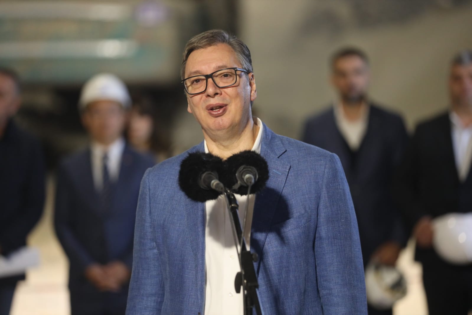 Председник Србије Александар Вучић изјавио је данас да ће тунел "Иришки венац", у оквиру пројекта за изградњу брзе саобраћајнице Нови Сад - Рума, бити најдужи тунел у Србији и да ће цео Фрушкогорски коридор бити завршен у 2027. години.