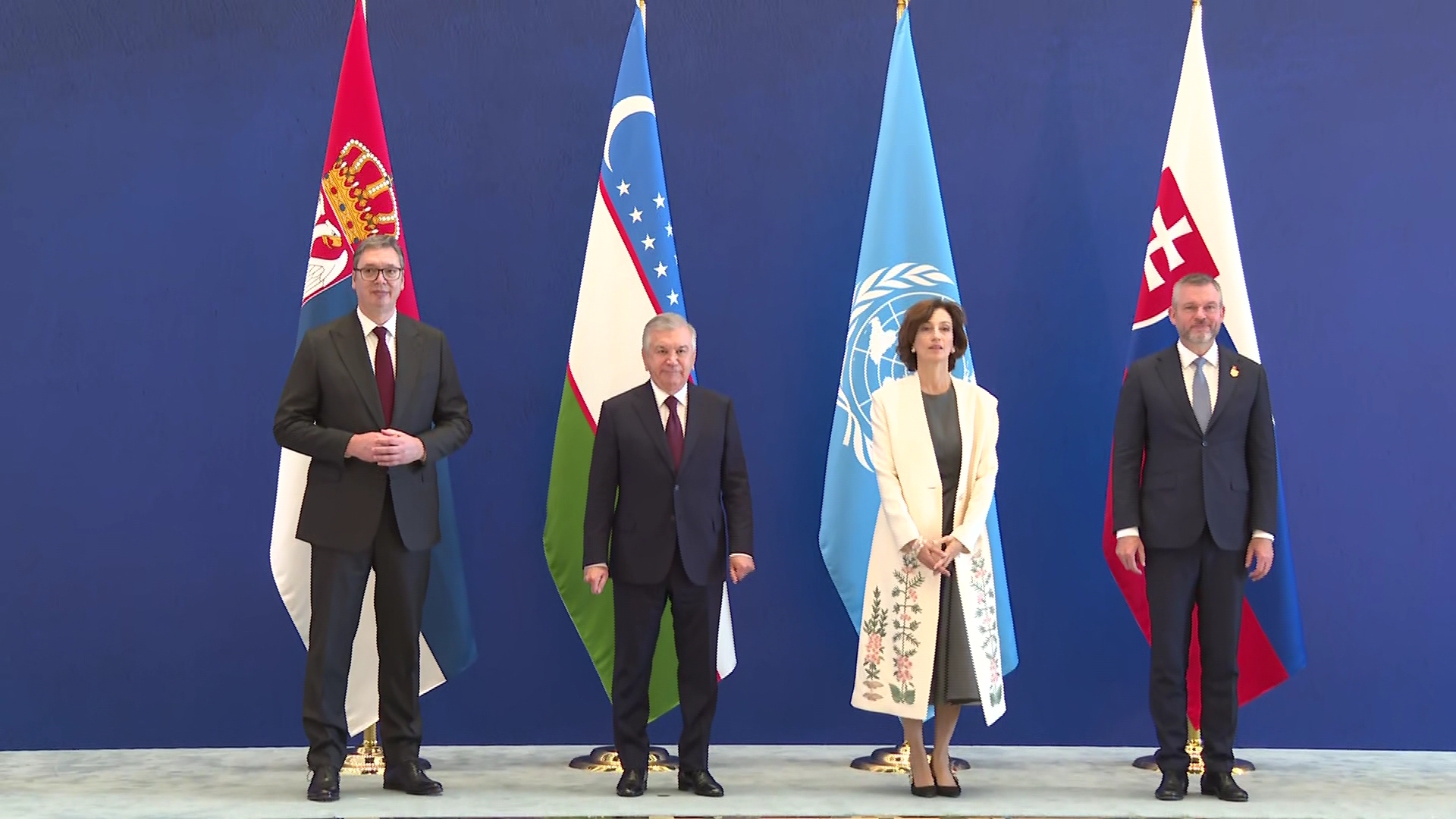 Председник Александар Вучић изјавио је данас у Самарканду, где је учествовао на отварању 43. седнице Генералне конференције Унеска, да пре краја године очекује посету председника Словачке Петера Пелегринија Србији.