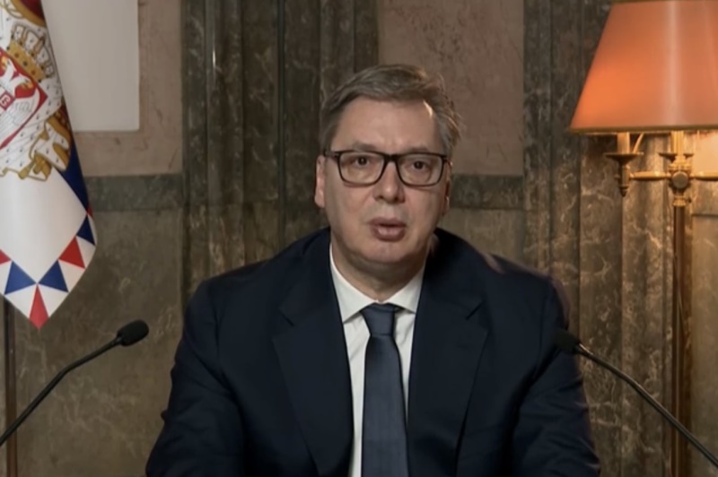 Predsednik Srbije Aleksandar Vucic Pozivam sve da sutra zapale svecu za stradale u Novom Sadu