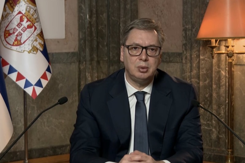 Predsednik Srbije Aleksandar Vucic Pozivam sve da sutra zapale svecu za stradale u Novom Sadu