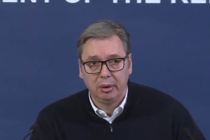 Predsednik Srbije Aleksandar Vucic borimo se da dobijemo licencu američkog OFAK-a