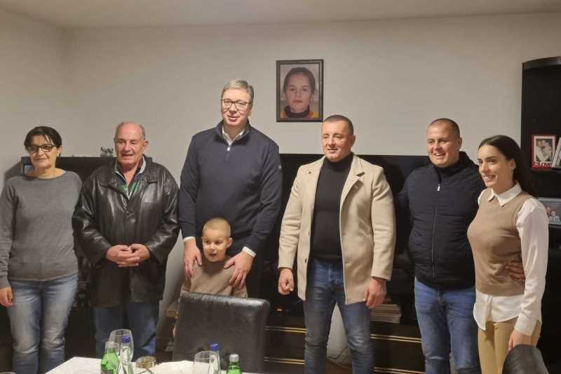 Predsednik Srbije Aleksandar Vucic Nastavljamo da radimo u interesu gradjana