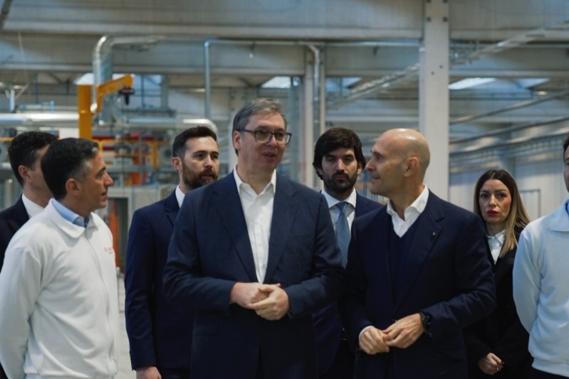 Predsednik Srbije Aleksandar Vucic fabrika Ariston u Nisu zaposlise oko 300 ljudi