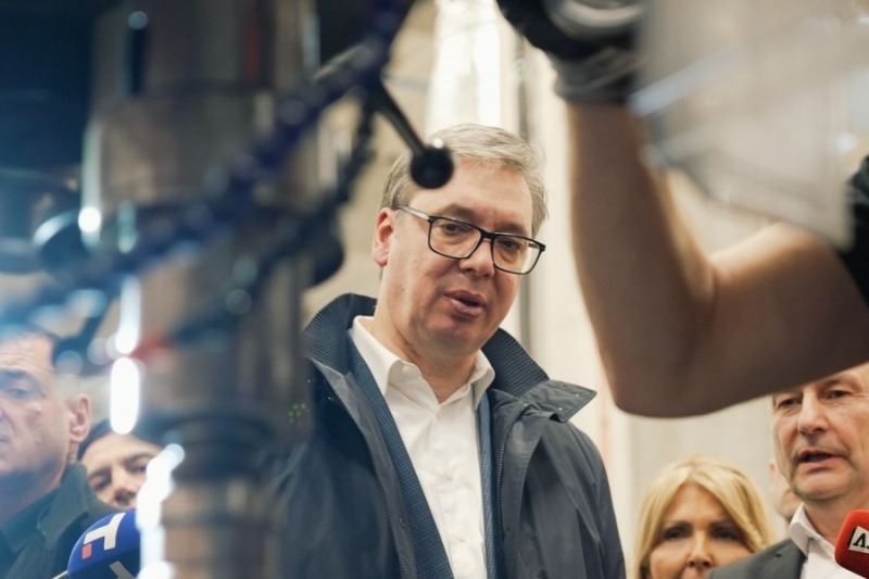 Predsednik Srbije Aleksandar Vucic Plate u "Palfingeru" iznad proseka