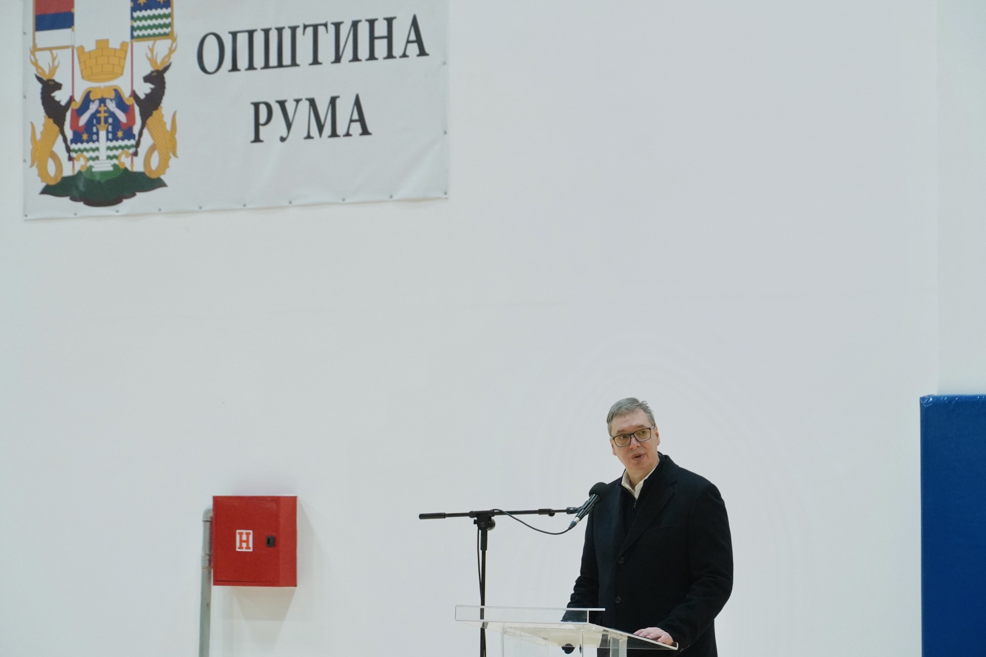 Председник Србије Александар Вучић изјавио је вечерас у Путинцима код Руме да ће пензионерима 4. и 5. јануара бити исплаћене пензије које су увећане од децембра и најавио да ће пензије наставити да расту и следеће године.