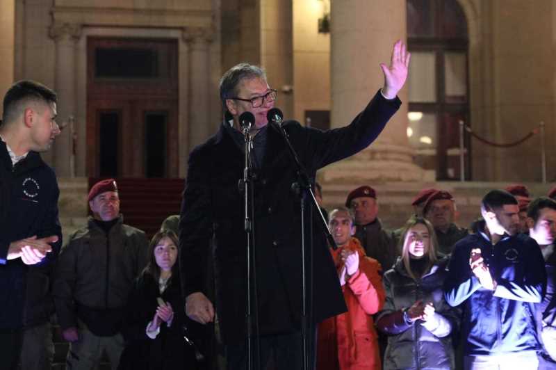 Predsednik Srbije Aleksandar Vucic Hvala svima koji su odbranili Srbiju
