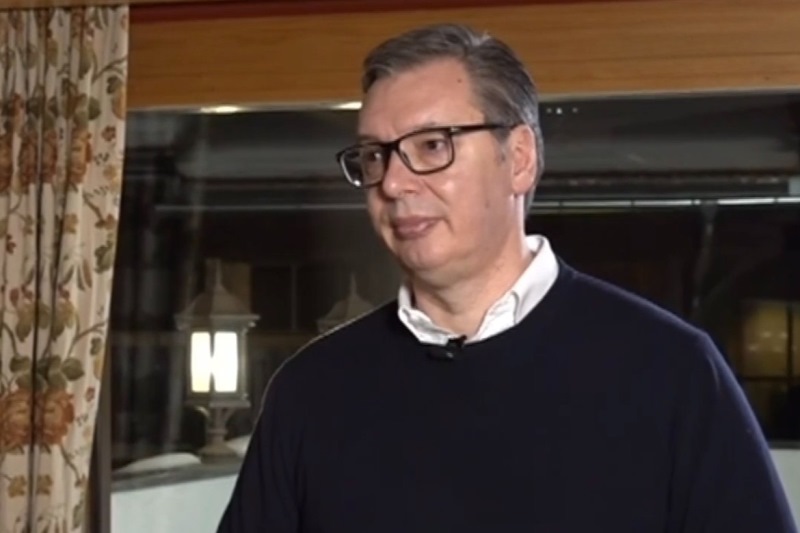 Predsednik Srbije Aleksandar Vucic Nase srce kuca samo za nasu trobojku