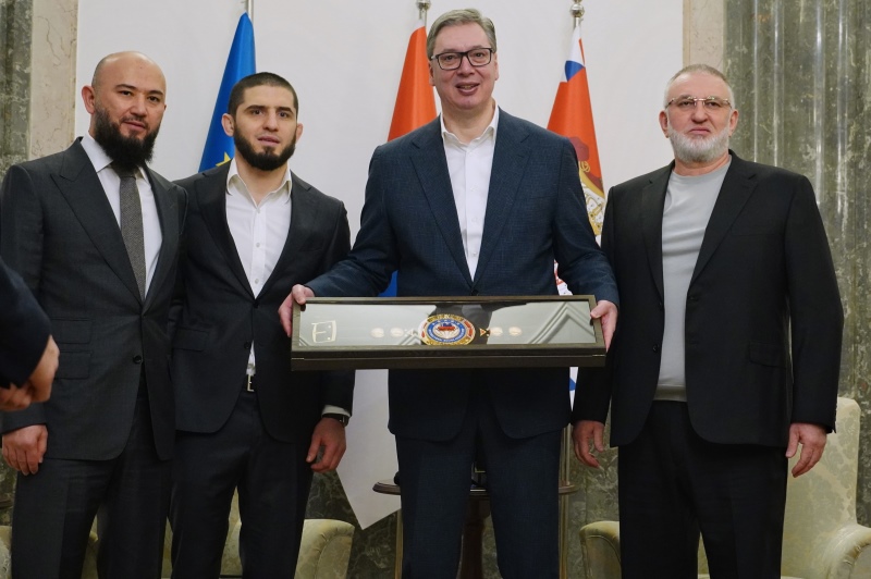 Predsednik Srbije Aleksandar Vucic Srbija nastavlja da podrzava sport i mlade talente