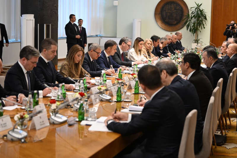 Predsednik Srbije Aleksandar Vucic odnosi sa Azerbejdzanom podignuti su na najvisi nivo