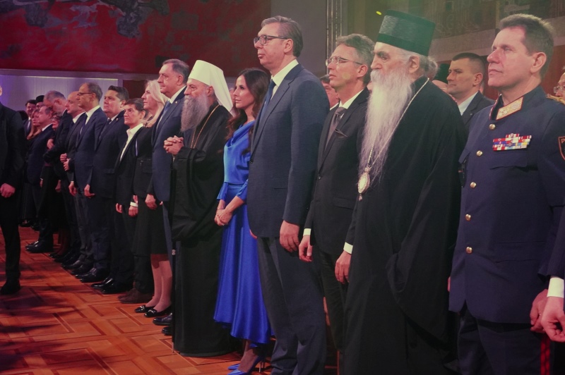 Predsednik Srbije Aleksandar Vucic sretenje spaja veru, vitestvo i ustavotvornost