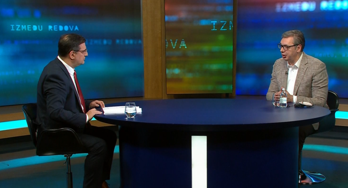 Председник Србије Александар Вучић изјавио је данас да је особље амбасаде Србије у Ирану на путу ка Бакуу.