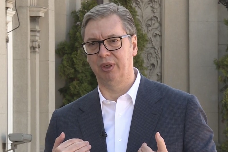 Predsednik Srbije Aleksandar Vucic Doneli smo odluku da rast cene goriva bude najvise tri dinara