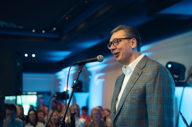 Predsednik Srbije Aleksandar Vucic drzavu nikad ne bismo sacuvali da nije bilo zena